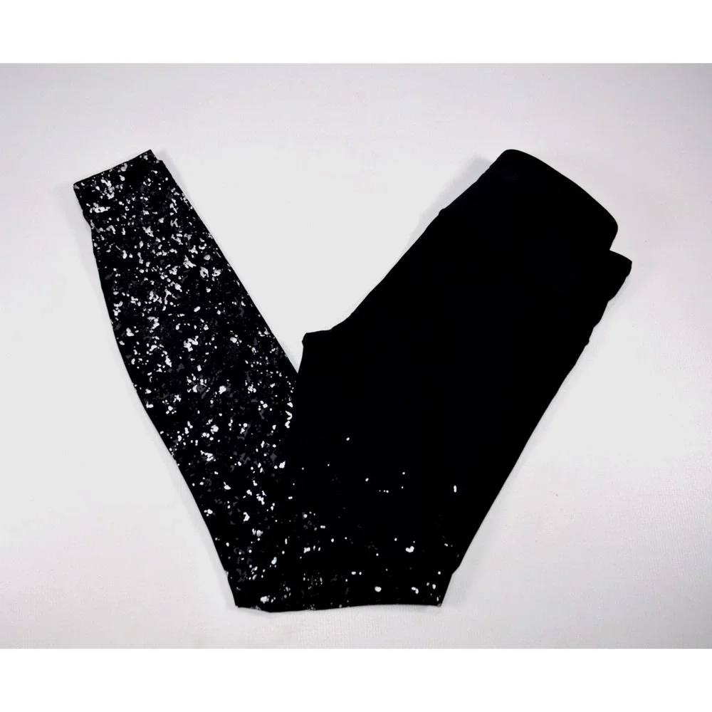 Lululemon Leggings Women's Size‎ 6 Black w/ Silver Flakes  Inseam 27.5